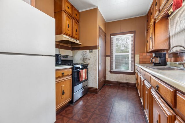 420 N Hebbard Street, Joliet, IL 60432
