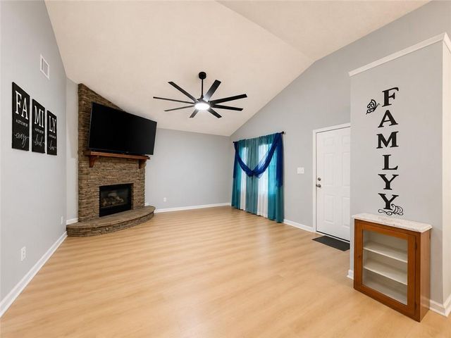 109 Crystal Brook, Griffin, GA 30223