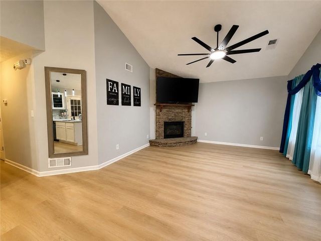109 Crystal Brook, Griffin, GA 30223