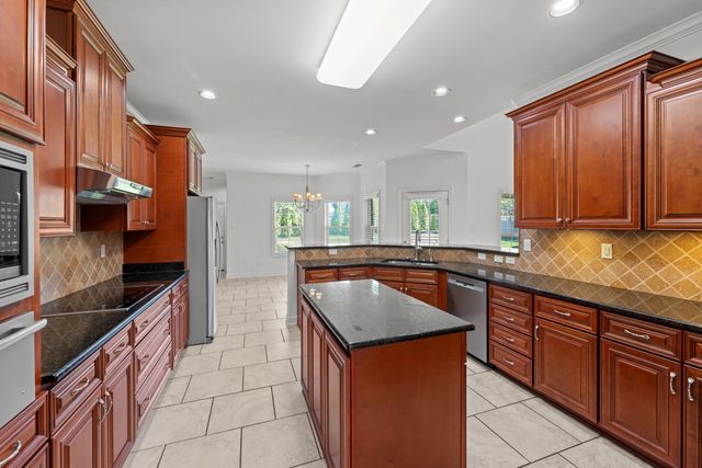 9270 S ROMANO WAY, Germantown, TN 38138