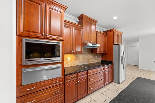 9270 S ROMANO WAY, Germantown, TN 38138