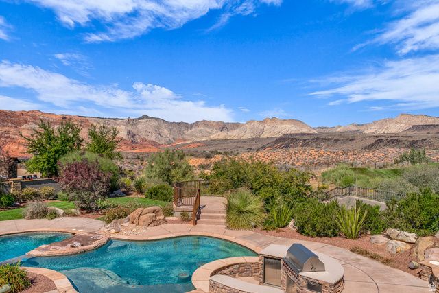 2196 W LONG SKY DR, St. George, UT 84770