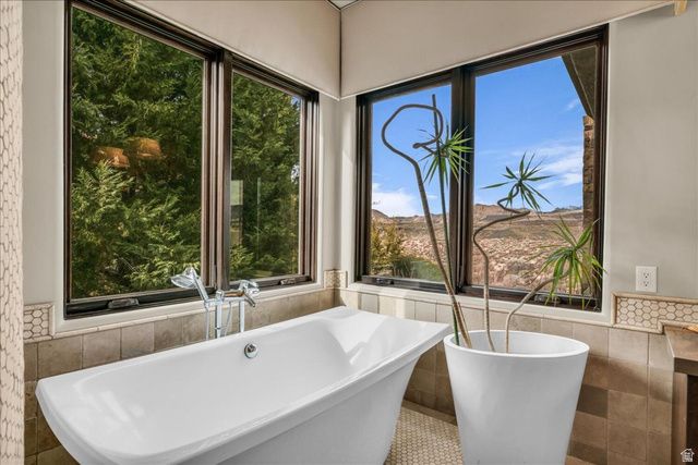 2196 W LONG SKY DR, St. George, UT 84770