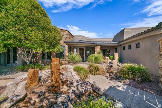 2196 W LONG SKY DR, St. George, UT 84770
