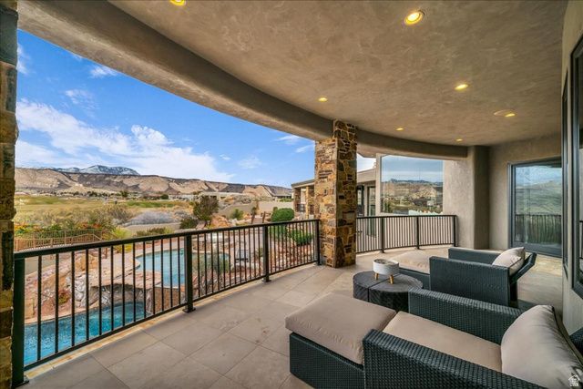 2196 W LONG SKY DR, St. George, UT 84770