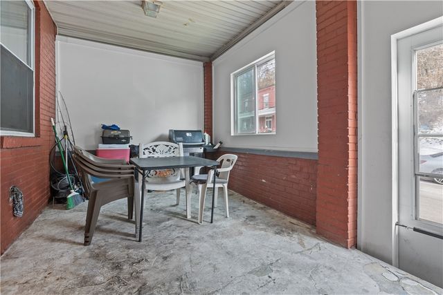 8325 Bricelyn St, Homewood Brushton, PA 15221