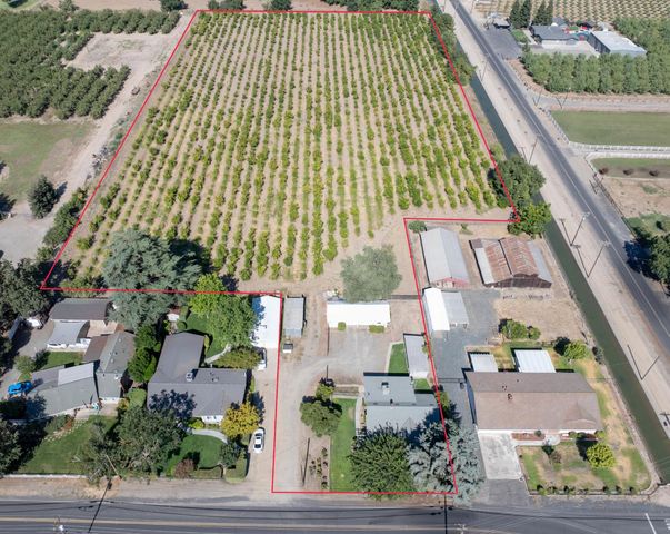 4741 N Gratton Rd, Denair, CA 95316