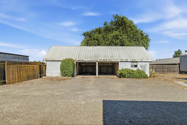 4741 N Gratton Rd, Denair, CA 95316