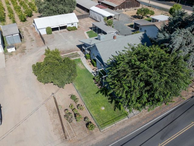 4741 N Gratton Rd, Denair, CA 95316