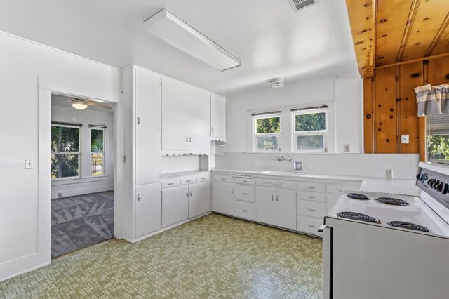 4741 N Gratton Rd, Denair, CA 95316