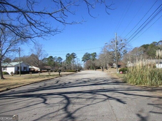 900 Crystal Drive, Thomaston, GA 30286