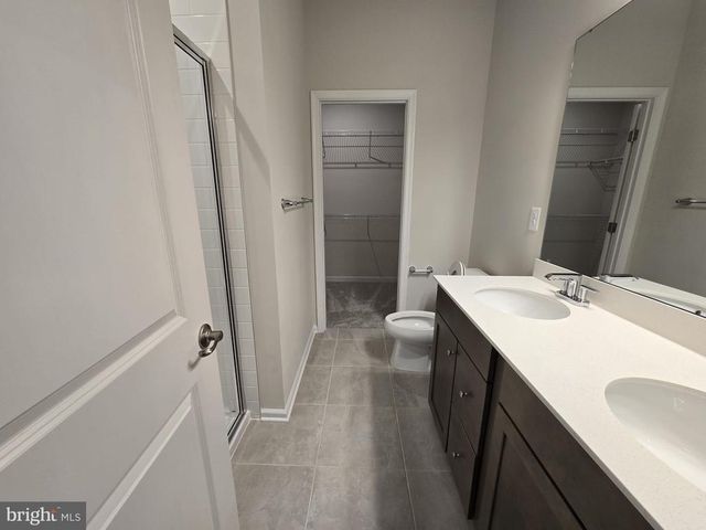 4928 DUNHAVEN DR, Fredericksburg, VA 22408