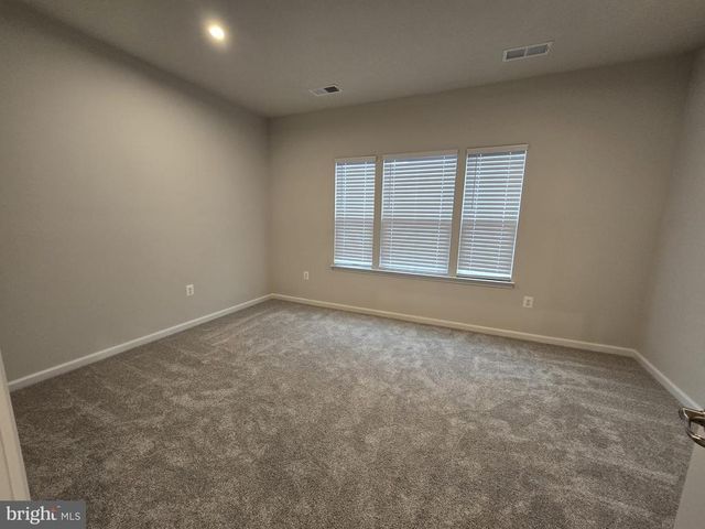 4928 DUNHAVEN DR, Fredericksburg, VA 22408