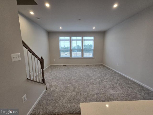 4928 DUNHAVEN DR, Fredericksburg, VA 22408