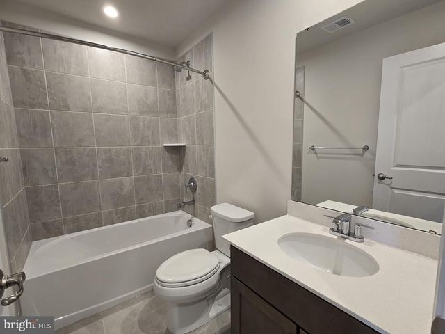 4928 DUNHAVEN DR, Fredericksburg, VA 22408