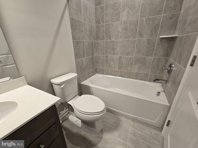 4928 DUNHAVEN DR, Fredericksburg, VA 22408