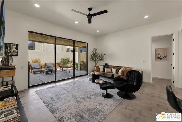 410 N Hermosa Drive, Palm Springs, CA 92262
