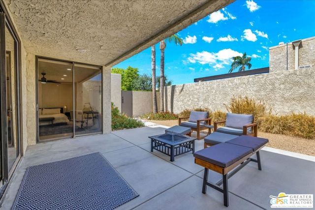 410 N Hermosa Drive, Palm Springs, CA 92262
