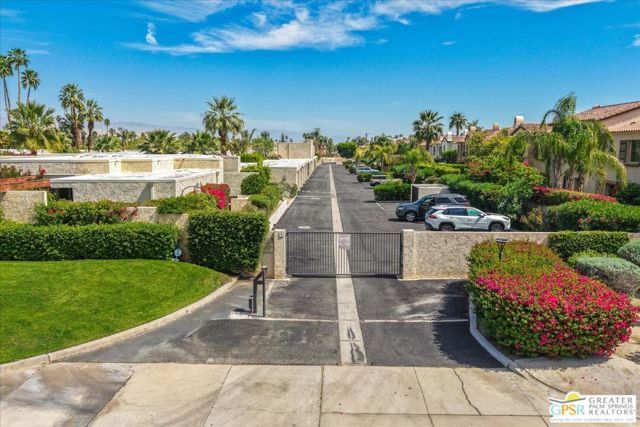 410 N Hermosa Drive, Palm Springs, CA 92262