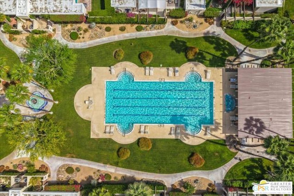 410 N Hermosa Drive, Palm Springs, CA 92262