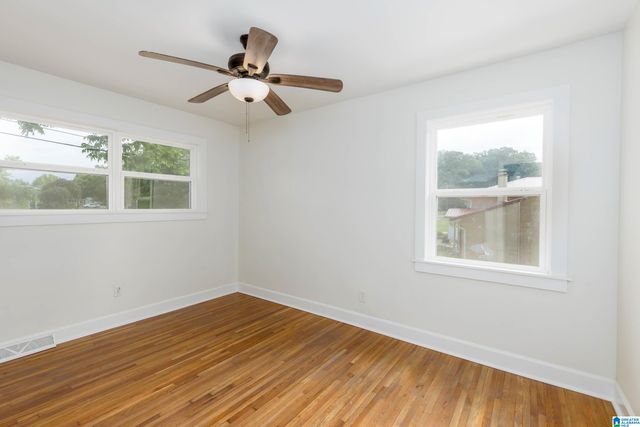 524 LYNN CIRCLE, Mount Olive, AL 35117