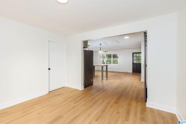 524 LYNN CIRCLE, Mount Olive, AL 35117