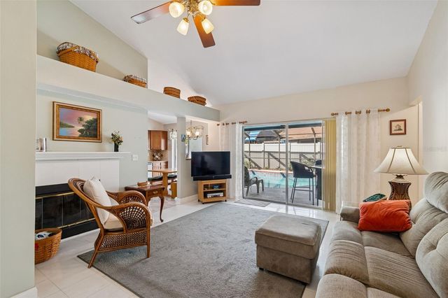 8626 BOYSENBERRY DRIVE, Tampa, FL 33635