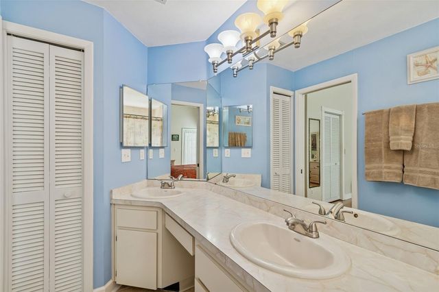 8626 BOYSENBERRY DRIVE, Tampa, FL 33635