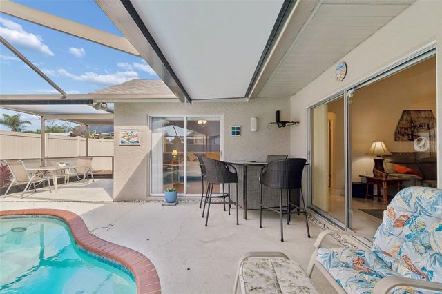 8626 BOYSENBERRY DRIVE, Tampa, FL 33635