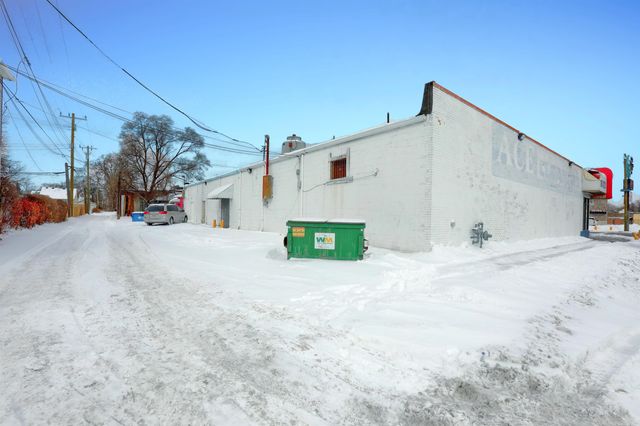 2854 E 7 Mile Road, Detroit, MI 48234