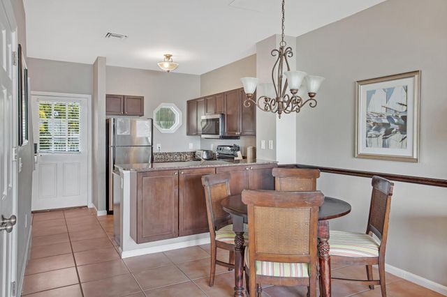 5022 Sunset Village Drive, Duck Key, FL 33050