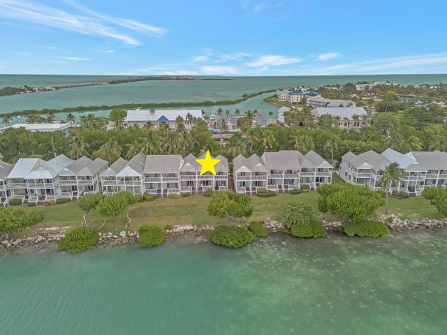 5022 Sunset Village Drive, Duck Key, FL 33050