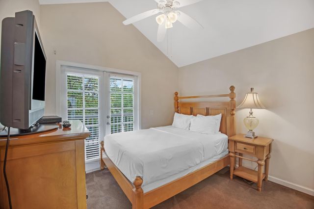 5022 Sunset Village Drive, Duck Key, FL 33050