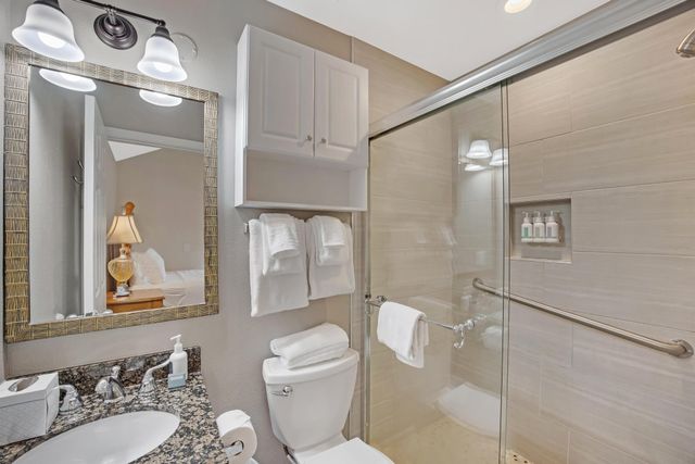 5022 Sunset Village Drive, Duck Key, FL 33050