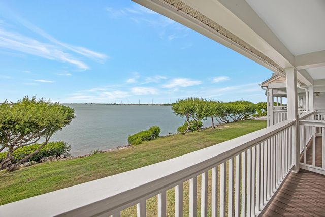 5022 Sunset Village Drive, Duck Key, FL 33050
