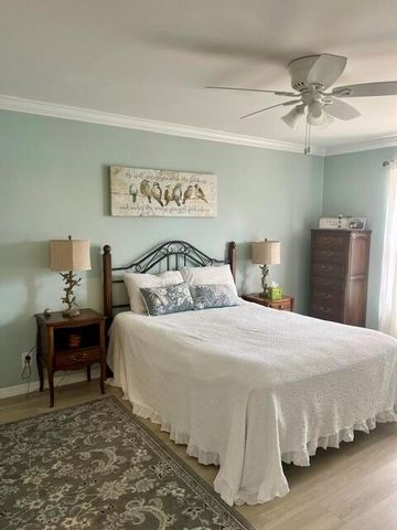 12118 Country Greens Boulevard, Boynton Beach, FL 33437