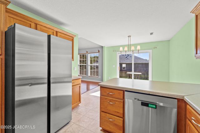 1714 HIGH QUEST DRIVE, Columbia, MO 65202