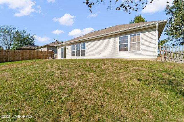 1714 HIGH QUEST DRIVE, Columbia, MO 65202