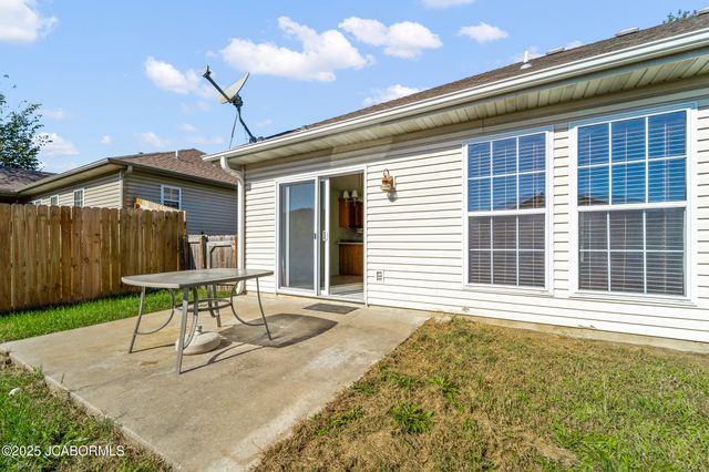 1714 HIGH QUEST DRIVE, Columbia, MO 65202