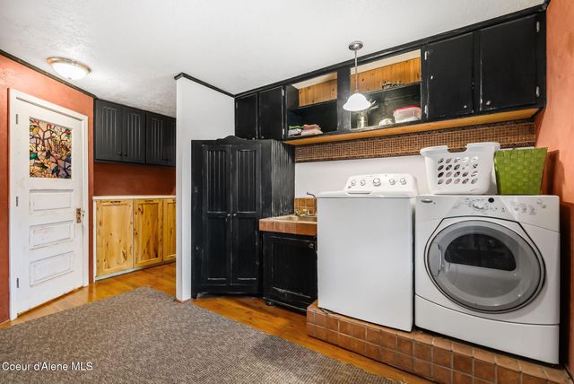 966 N Kootenai Rd, Sandpoint, ID 83864