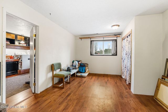 966 N Kootenai Rd, Sandpoint, ID 83864