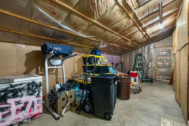 966 N Kootenai Rd, Sandpoint, ID 83864