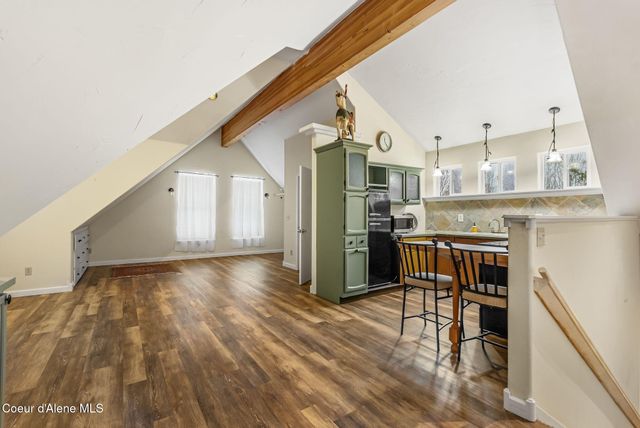 966 N Kootenai Rd, Sandpoint, ID 83864