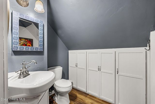 966 N Kootenai Rd, Sandpoint, ID 83864