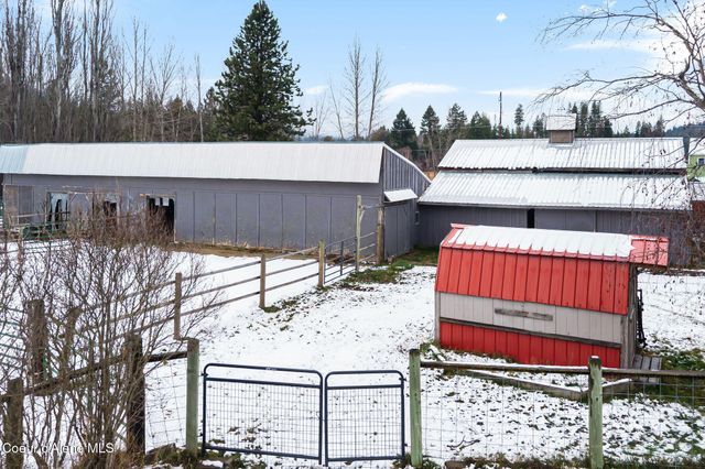 966 N Kootenai Rd, Sandpoint, ID 83864