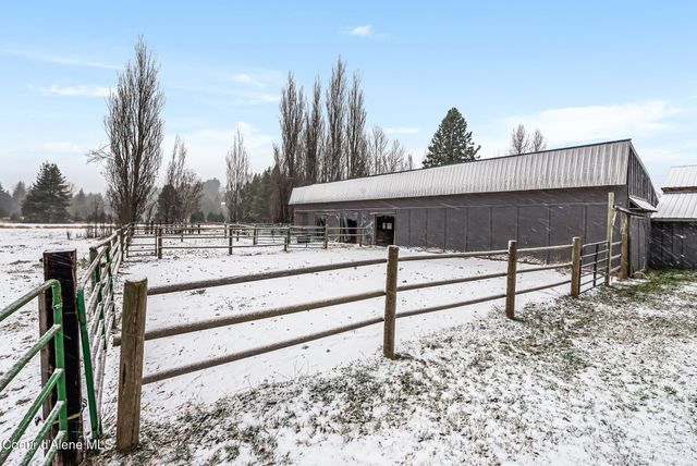 966 N Kootenai Rd, Sandpoint, ID 83864