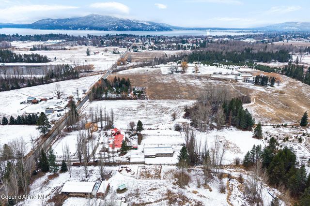 966 N Kootenai Rd, Sandpoint, ID 83864