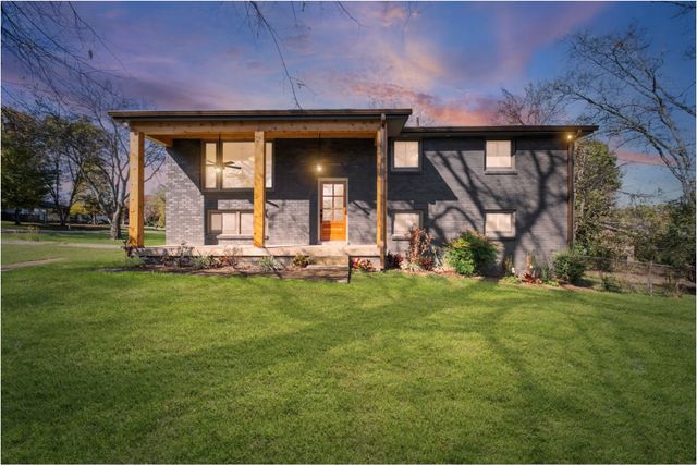 127 Veebelt Dr, Hendersonville, TN 37075