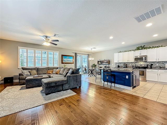 10193 GRAND OAK CIRCLE, Madeira Beach, FL 33708