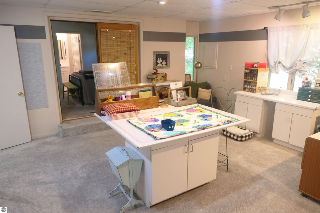 Image 27 of property listing at 1006 Falkirk Road, Alma, MI 48801